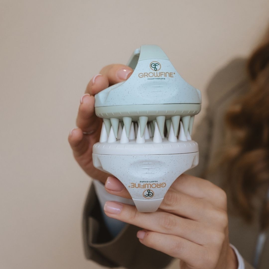 Scalp-Brush (grün/creme)