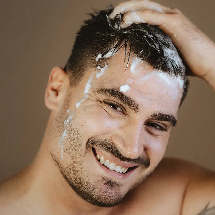 Männer Shampoo gegen 
Haarausfall