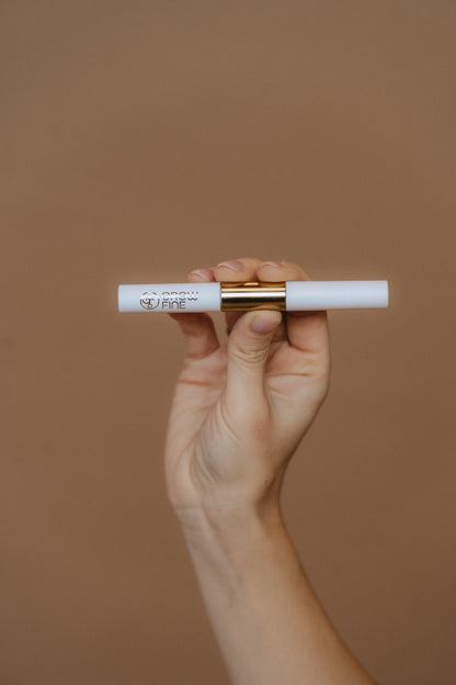 SALE: Wimpern- &amp; Augenbrauenserum - für stärkeres und volleres Wachstum - hormonfrei